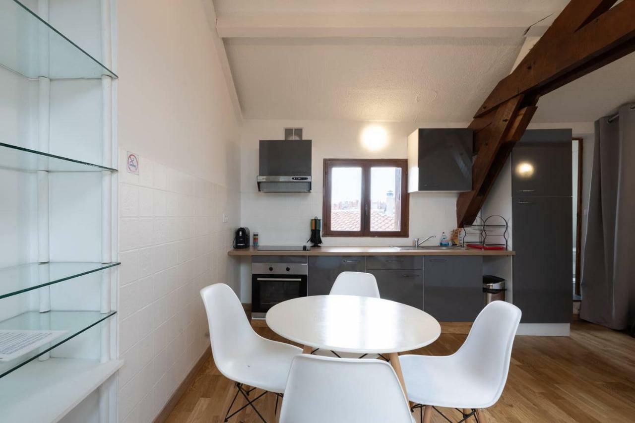 Appartement 7 - tout équipé, fonctionnel - Carmes, Tolosa Esterno foto